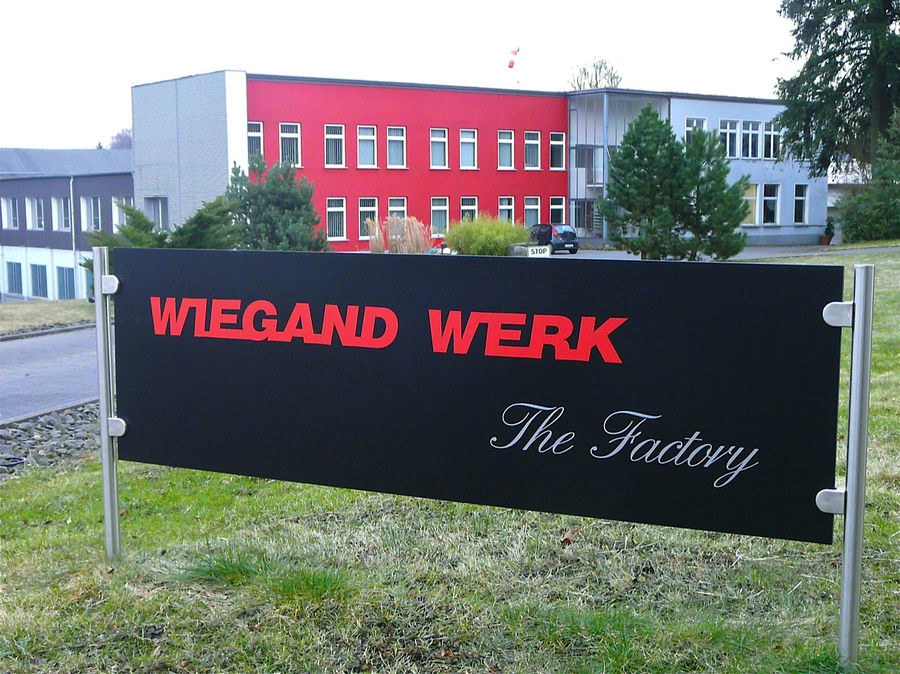 Wiegand WERK - Hersteller von Metallwaren für Glas in Remscheid - Home